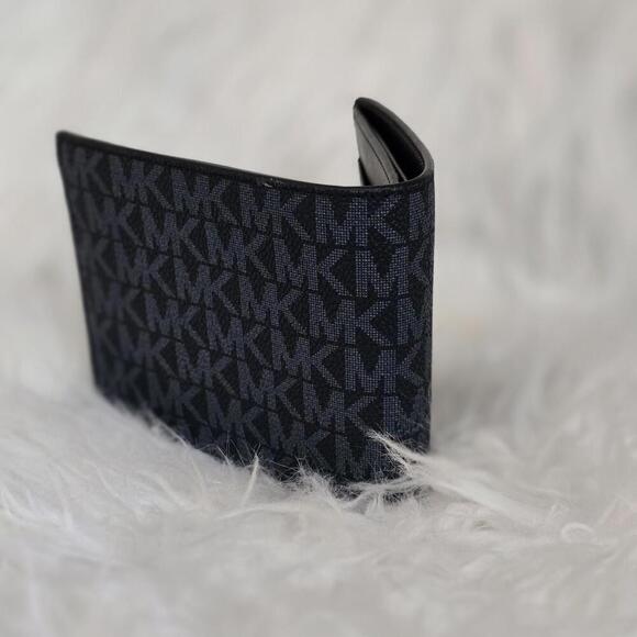 Michael Kors Men's Black Wallet-purs - Picture 2 of 4